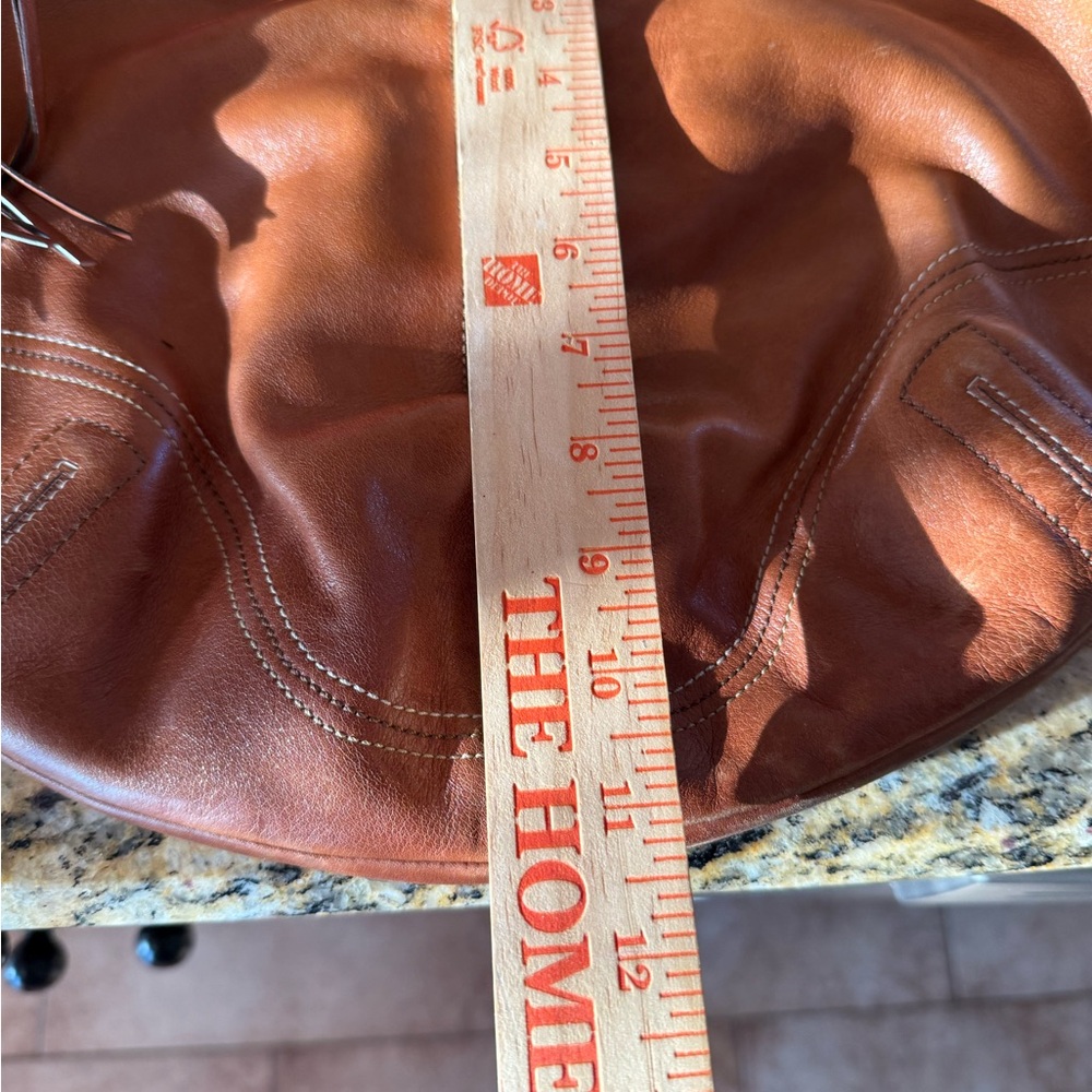 Authentic Coach - Picture 5 of 10